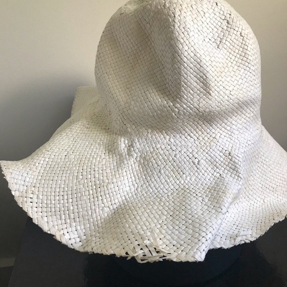 Hat - Picture 3 of 3
